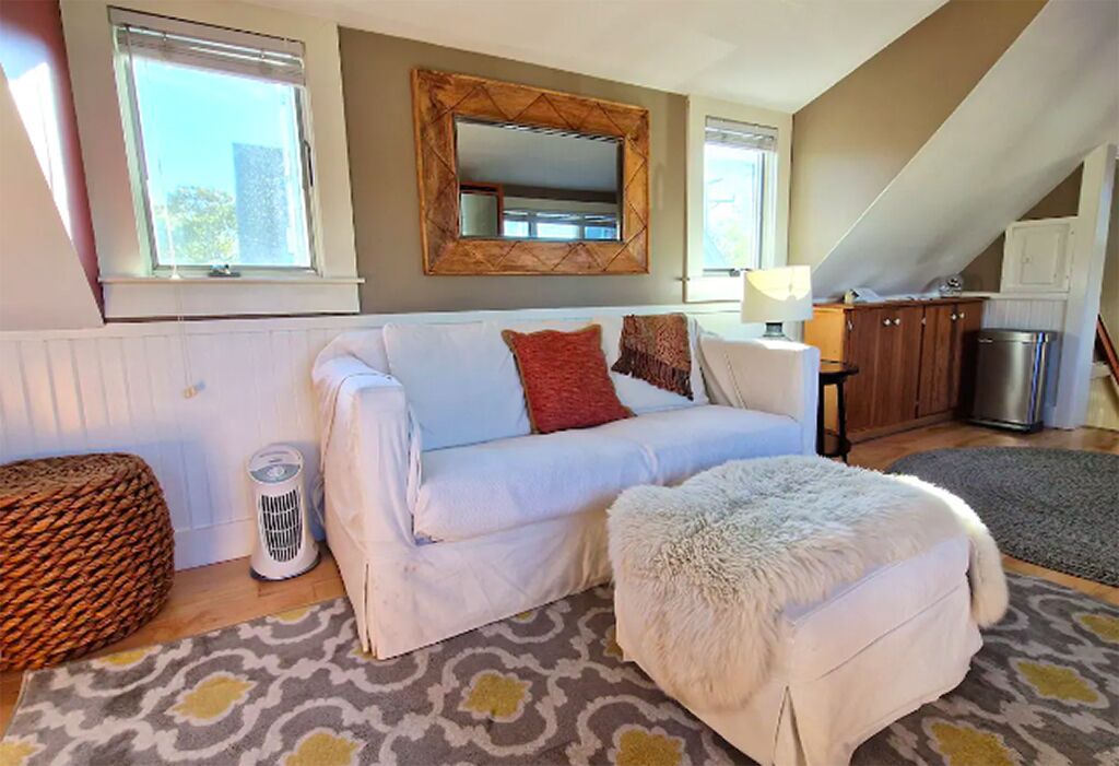 Photo of Livingroom in Oak Bluffs