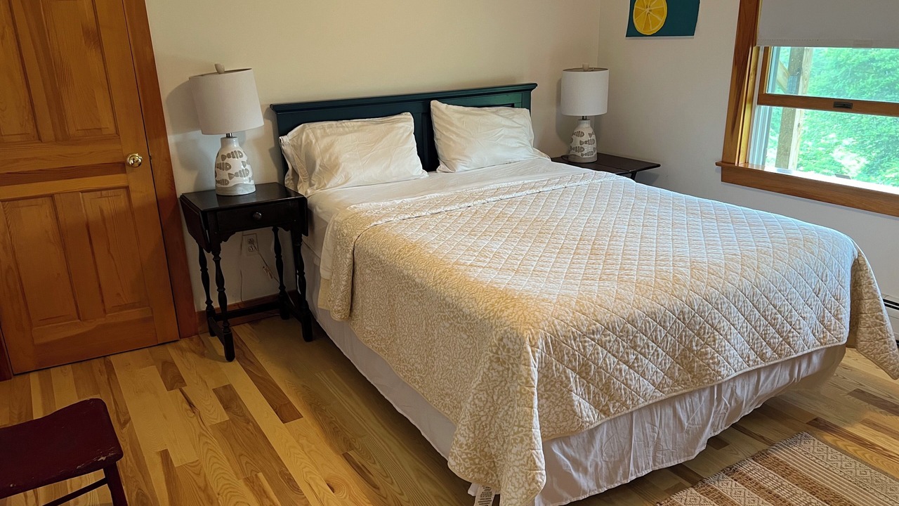 Photo of Bedroom in Aquinnah