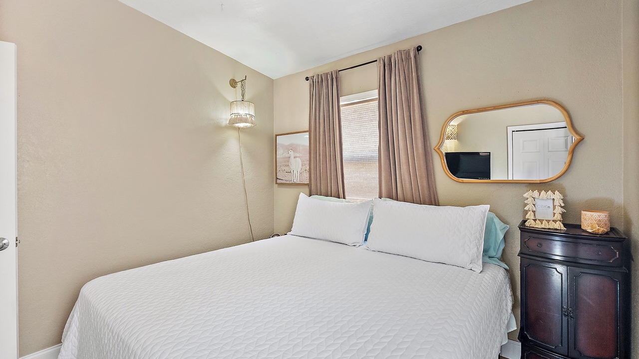 Photo of Bedroom in Coquina Key