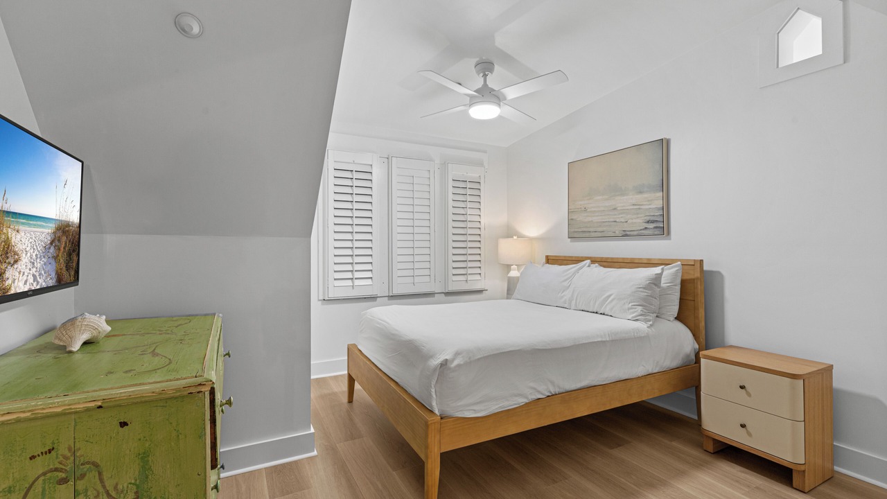 Photo of Bedroom in Beach District