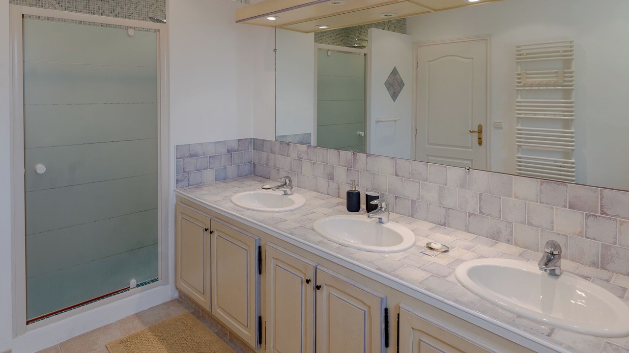 Photo of Bathroom in Les Adrets-de-l'Esterel