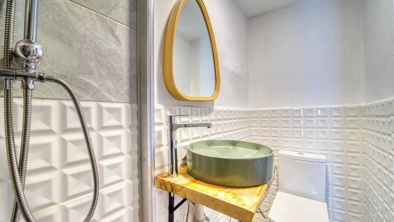 Photo of Bathroom in Kyrenia