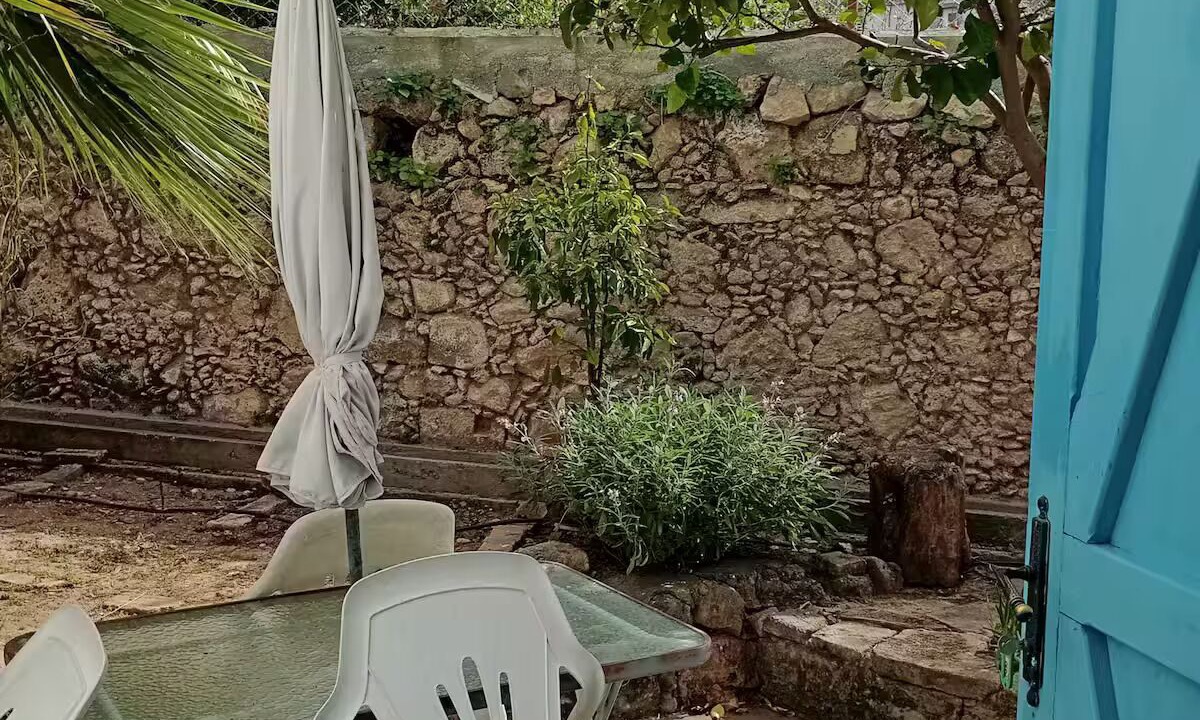Photo of Patio Balcony in Kyrenia District