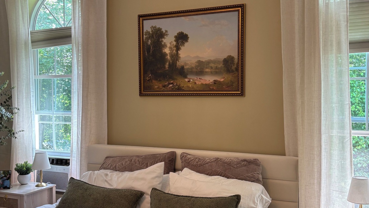Photo of Bedroom in Lanesborough