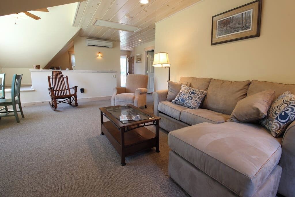 Photo of Livingroom in North Hero