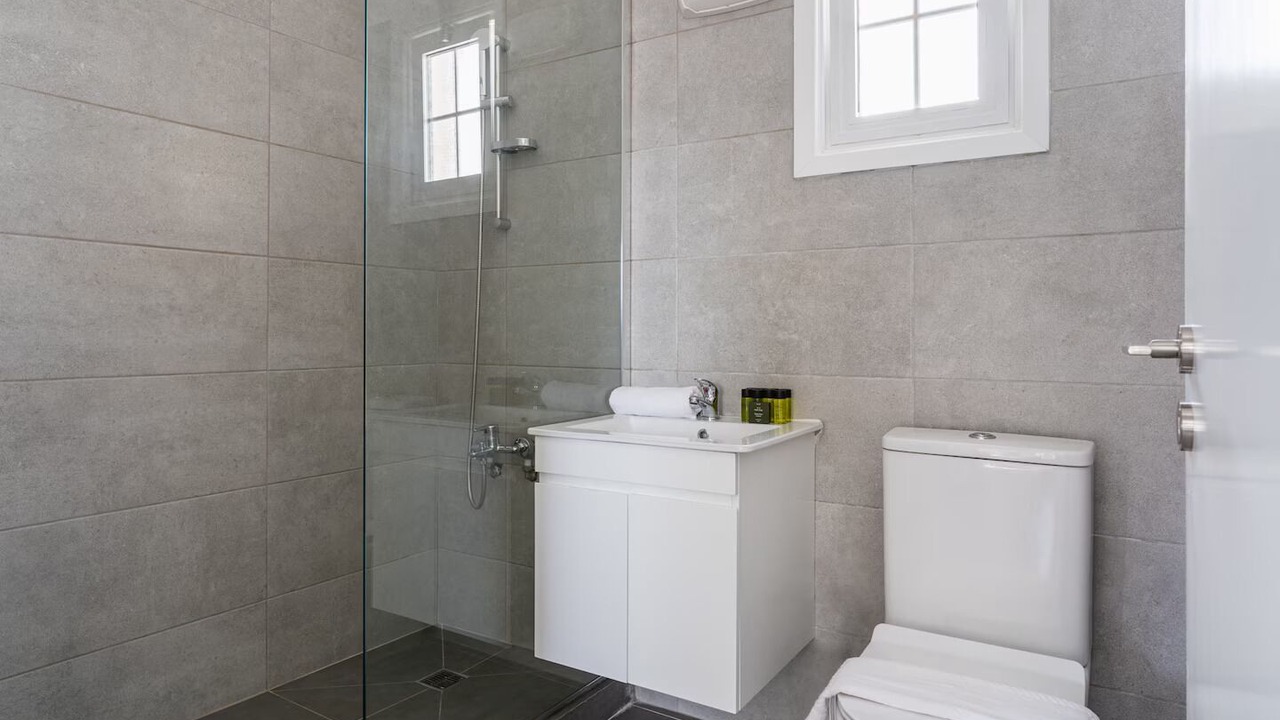 Photo of Bathroom in Oroklini