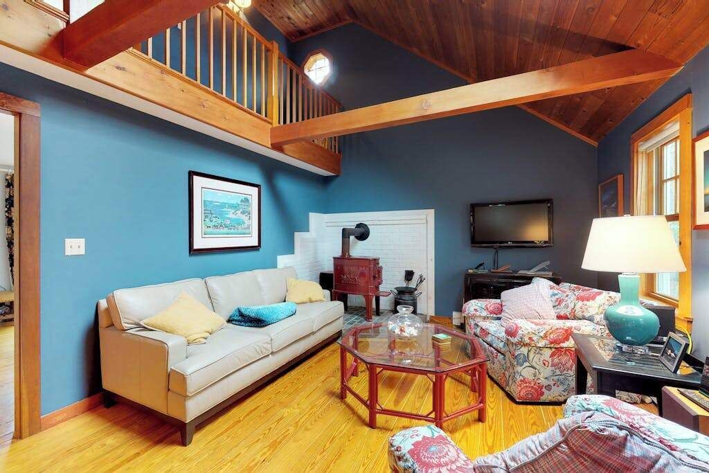 Photo of Livingroom in Katama