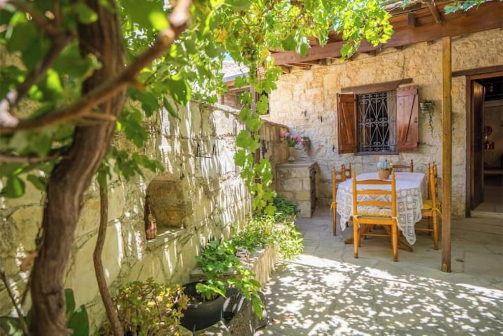 Photo of Outdoor in Lofou