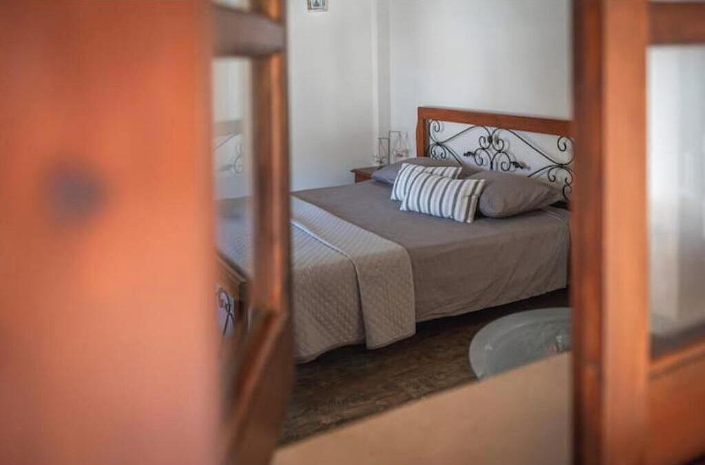 Photo of Bedroom in Anogyra