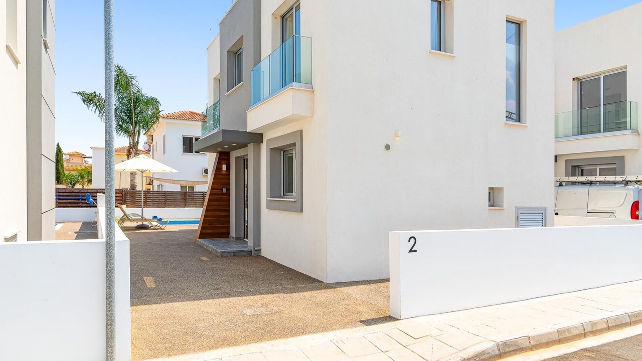 Photo of Others in Paralimni