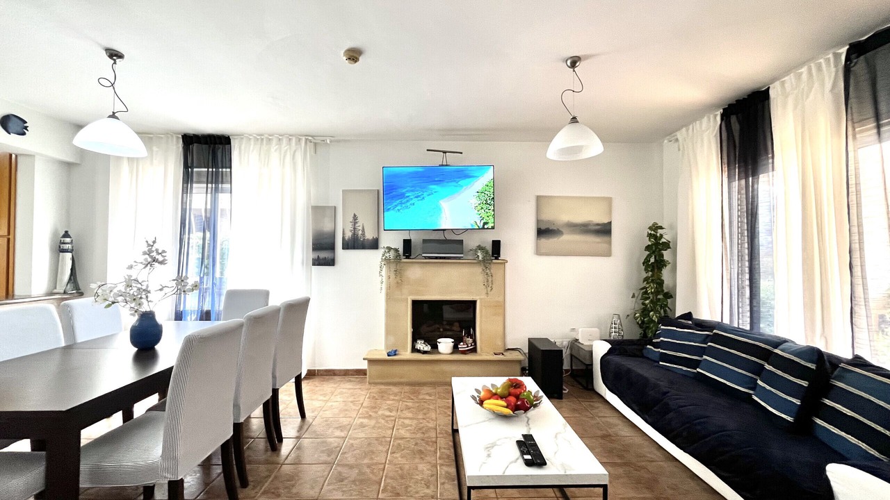 Photo of Livingroom in Pernera