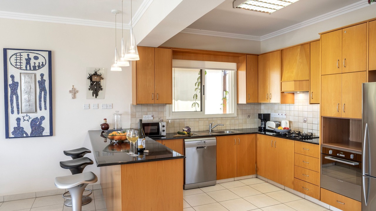 Photo of Kitchen in Pervolia