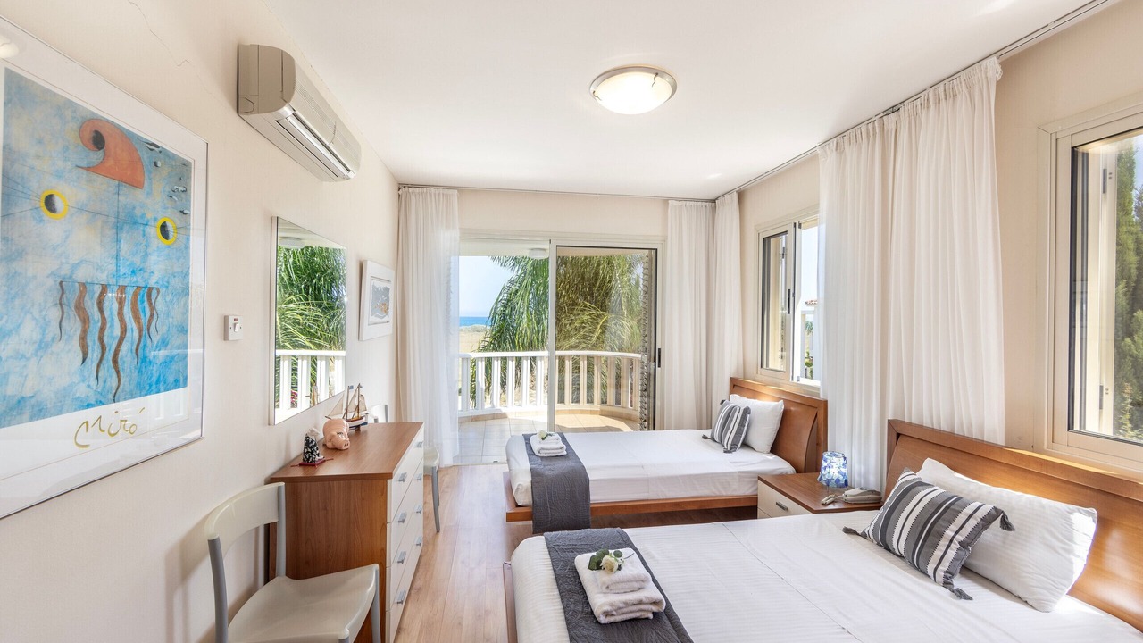 Photo of Bedroom in Pervolia
