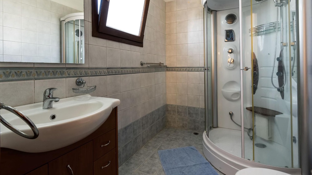 Photo of Bathroom in Argaka