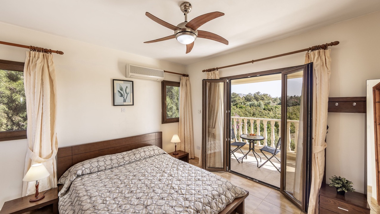 Photo of Bedroom in Argaka