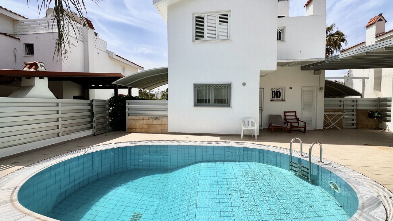 Photo of Outdoor in Pernera