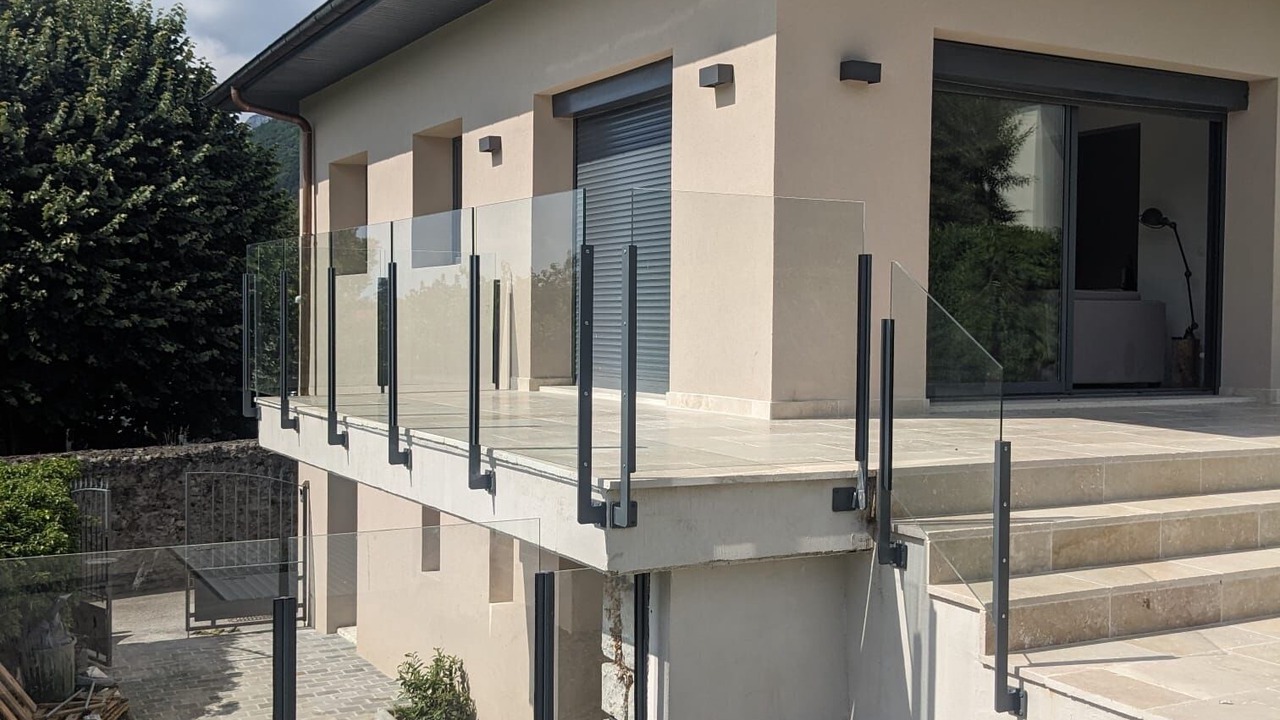 Photo of Outdoor in Menthon-Saint-Bernard