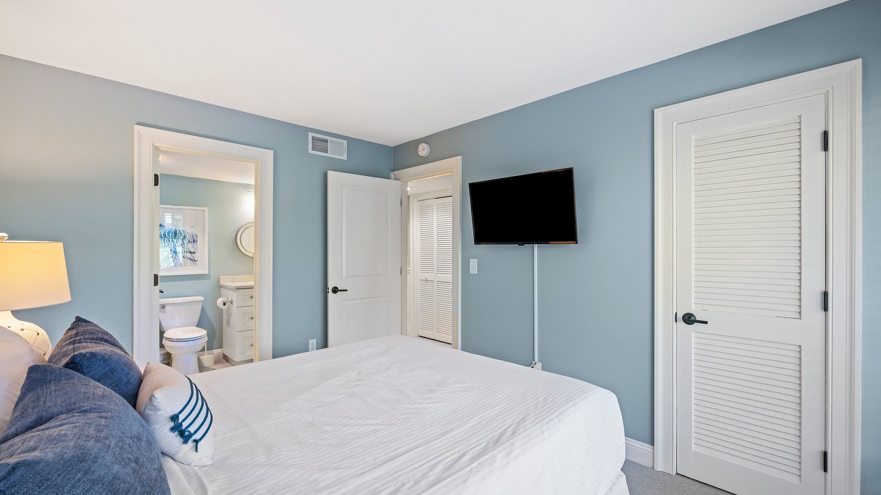 Photo of Bathroom in West Beach Village
