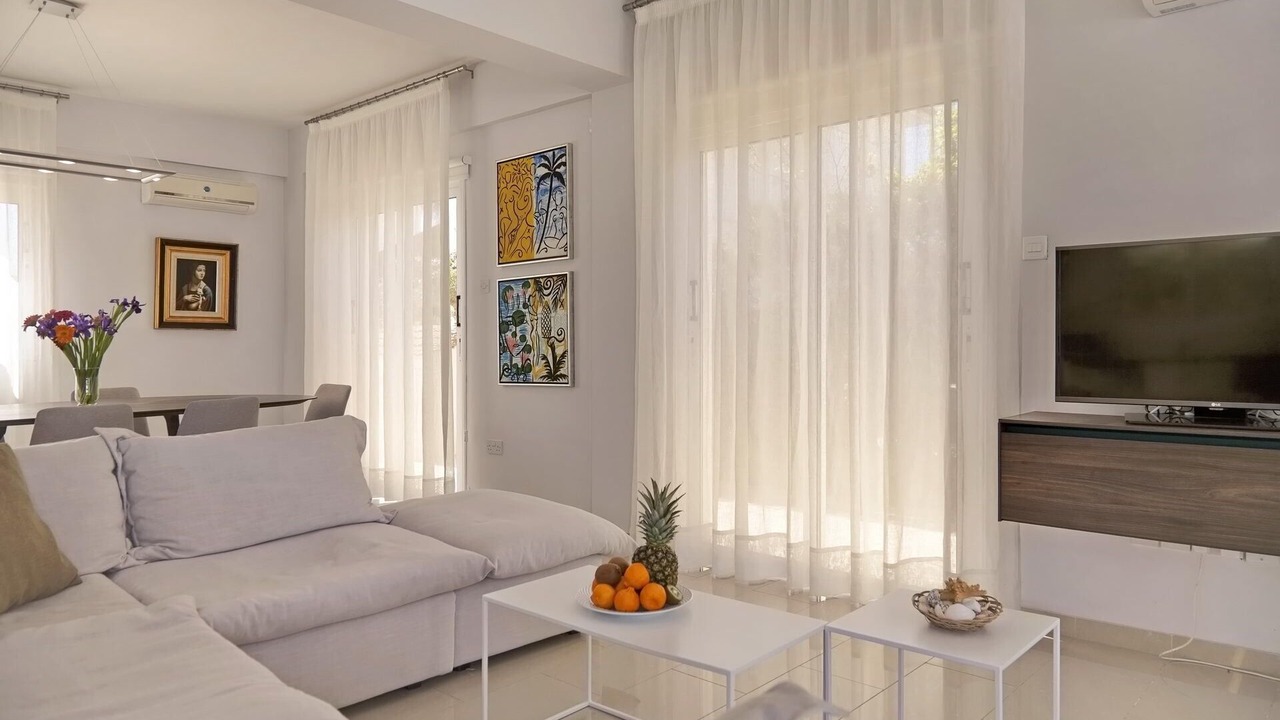 Photo of Livingroom in Paralimni