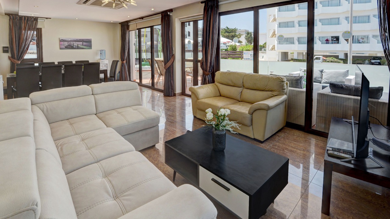 Photo of Livingroom in Protaras