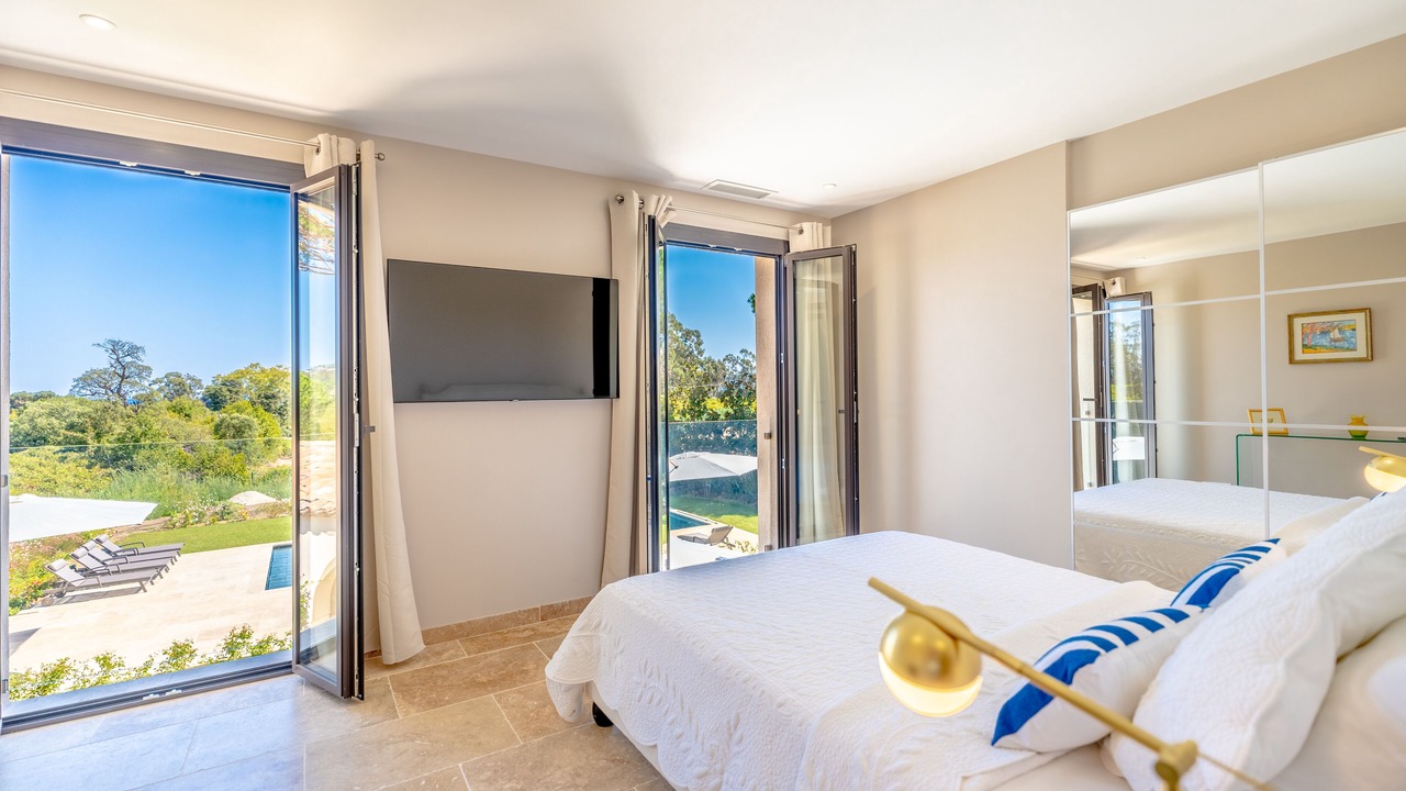 Photo of Bedroom in Les Restanques