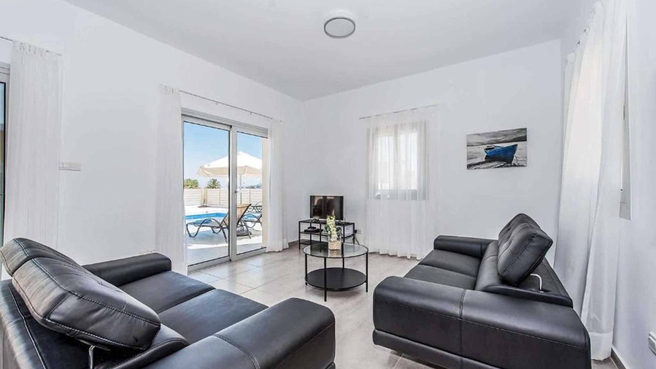 Photo of Livingroom in Pegeia