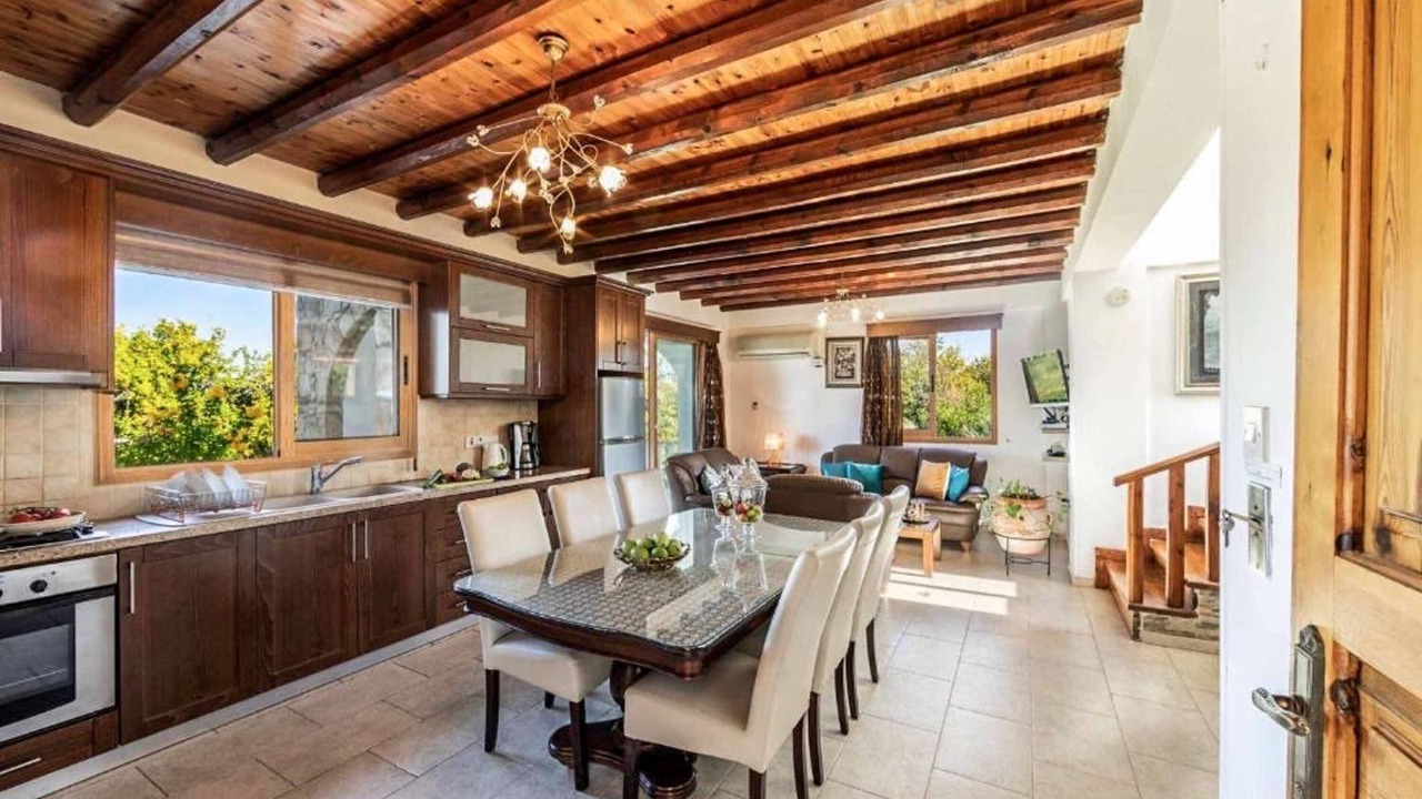Photo of Livingroom in Argaka