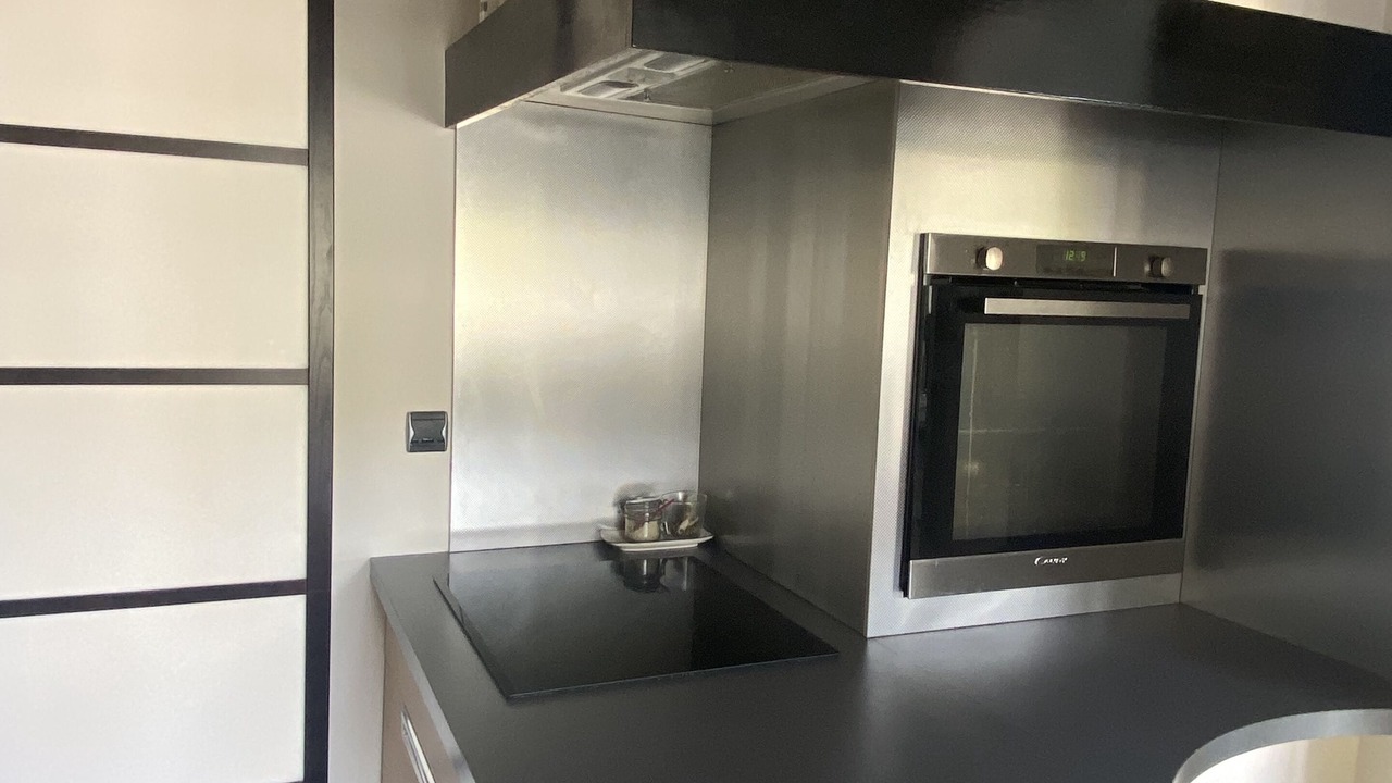 Photo of Kitchen in California - Pezou