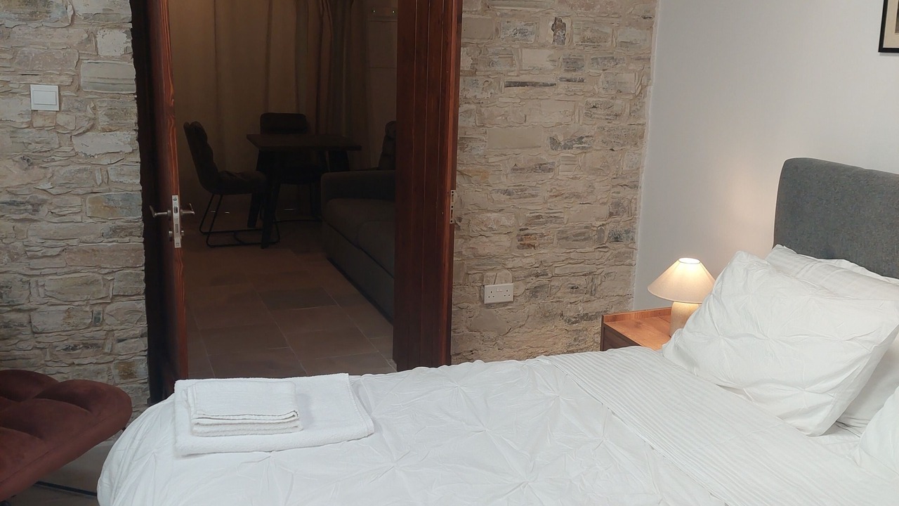 Photo of Bedroom in Kato Drys