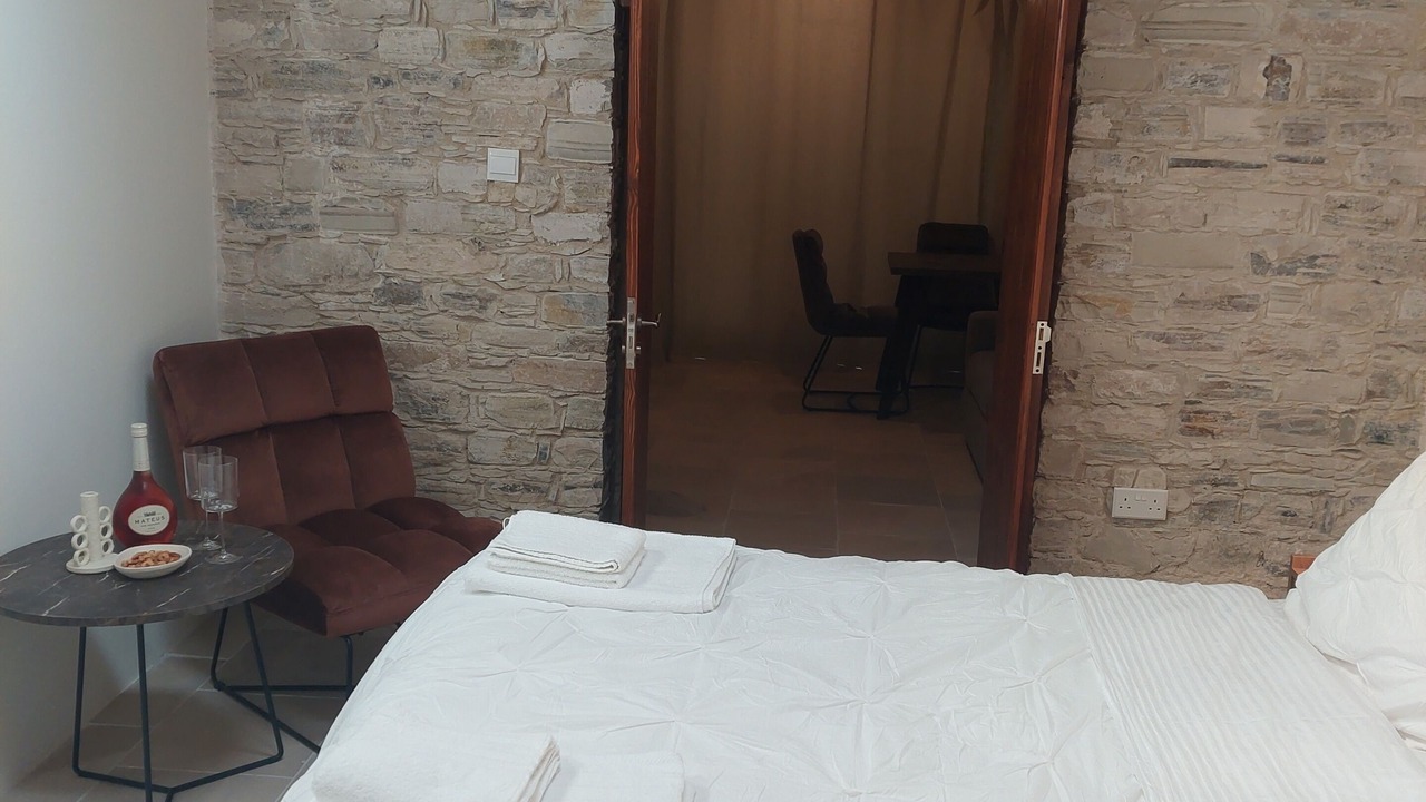 Photo of Bedroom in Kato Drys