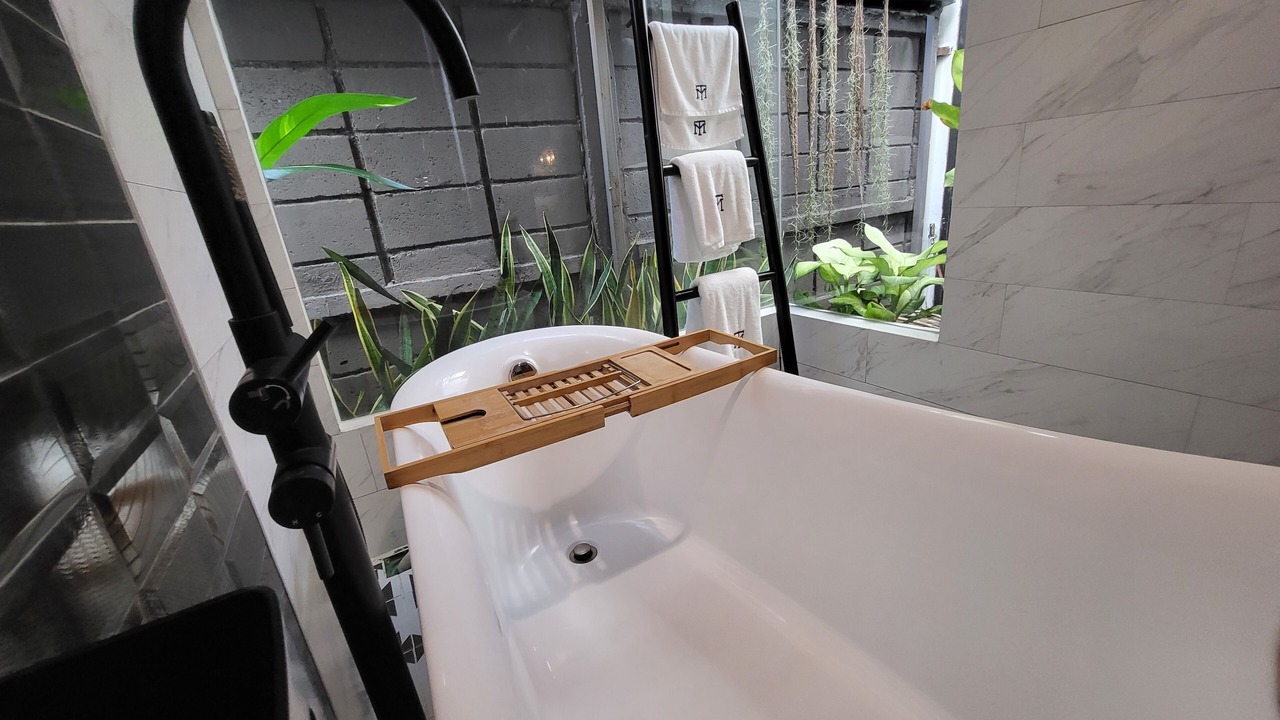 Photo of Bathroom in Khlong Tan