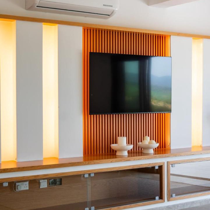 Photo of Others in Theletra