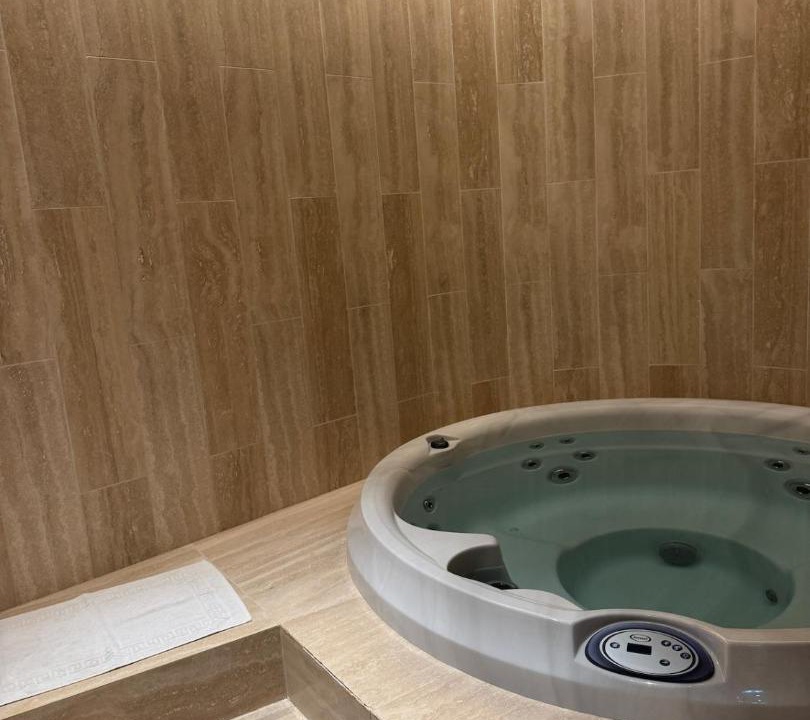 Photo of Bathroom in Neapolis