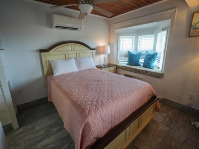 Photo of Bedroom in Kure Beach