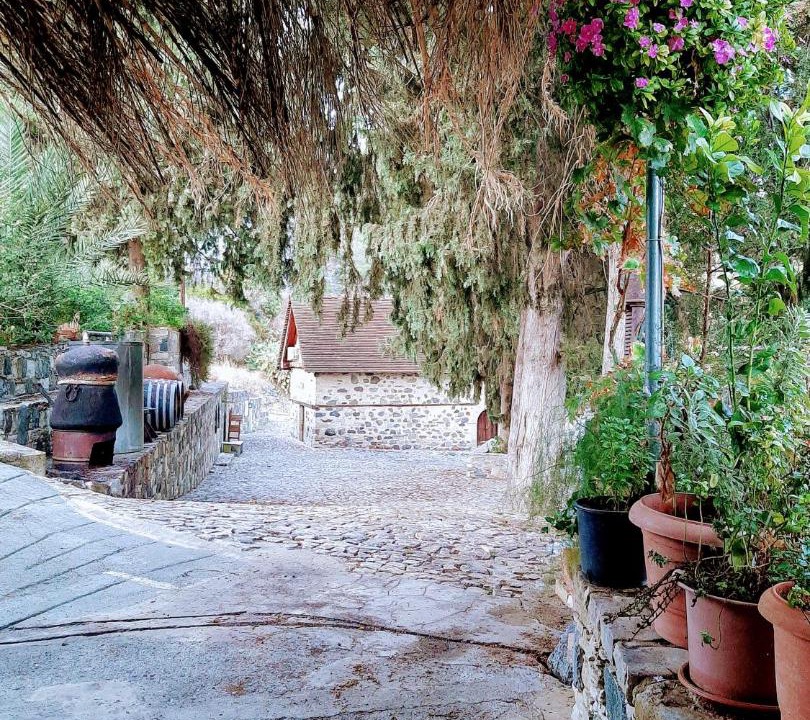 Photo of Others in Apsiou