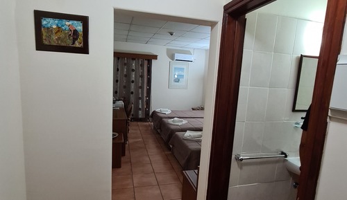 Economy Triple Room