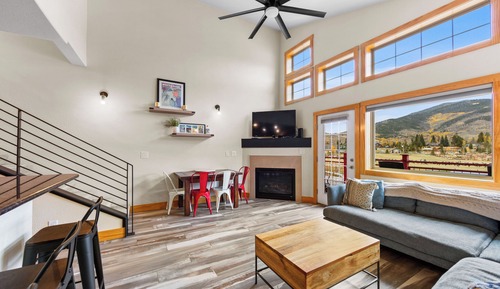 Condo (2 Bedrooms)