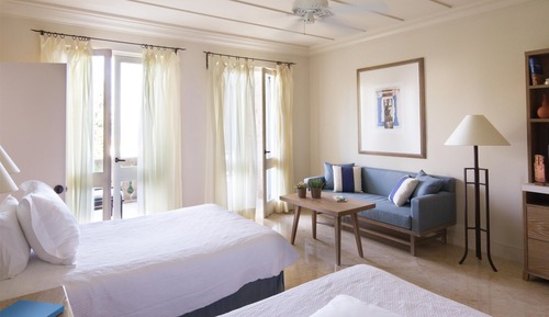 Family Connecting Garden Studio Suites