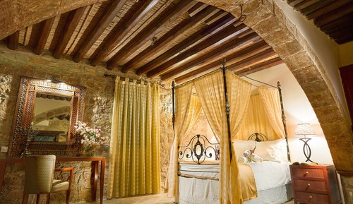 Luxury Suite, Fireplace (Archontico)