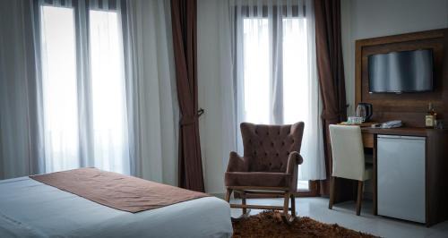King Suite with Balcony