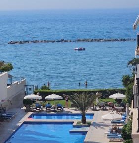 Two-Bedroom Apartment with Balcony and Sea View