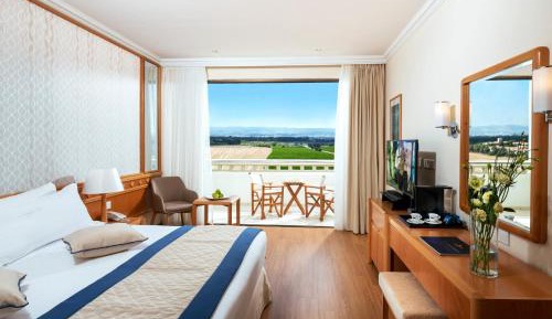 Classic Room with Land View