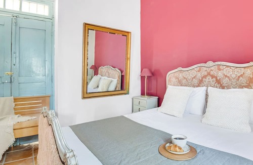Arsos Apartment | Cornaro House - Cozy 2-bdr Apt w/ Shared Courtyard