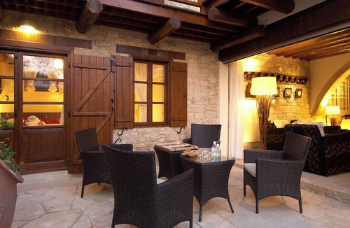 Arsos Apartment | Sanders Arsorama Great 1 Bdr Apt With Shared Patio