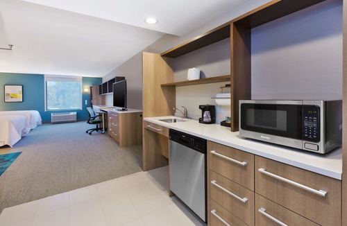 Wilmington Hotel | Home2 Suites by Hilton Wilmington Wrightsville Beach