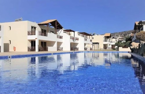 Peyia Town Apartment | Studio Apartment with aircon, WI-FI and large pool