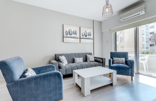 Kalo Chorio Apartment | Paradise Promenade Apartment