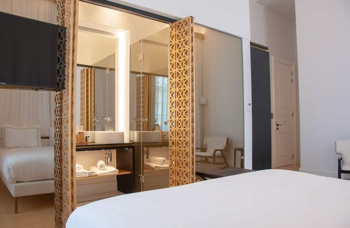 Old Town of Limassol Hotel | S Paul Hotel