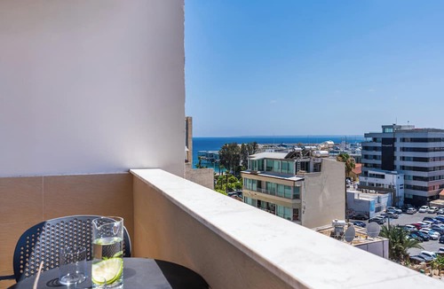 Old Town of Limassol Apartment | Limassol Marina Penthouse Suite