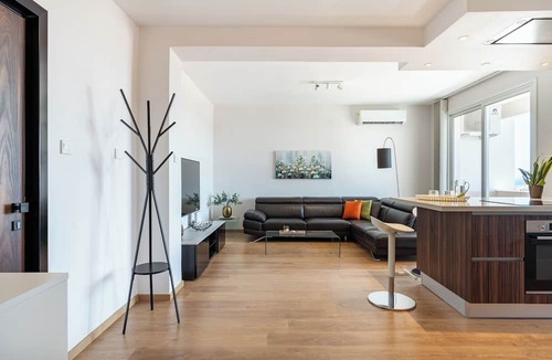 Old Town of Limassol Apartment | Limassol Marina Penthouse Suite